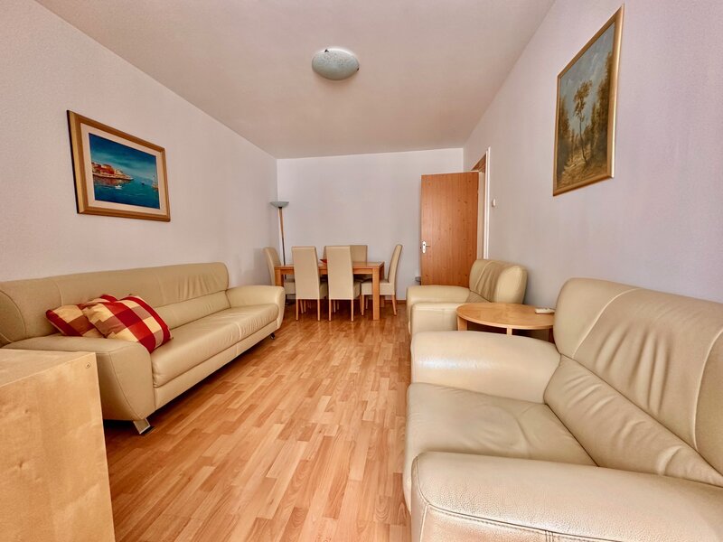 Str. Ramnicu Sarat, Calea Vitan apartament 3 camere decomandat